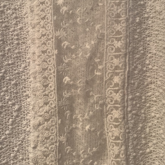 Beautiful white sequin top. Inspired by the Joseph Ribkoff collection. - Picture 3 of 4